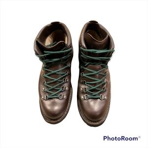 Danner Mountain Light II Boots, Brown, size US 10, Gore-tex